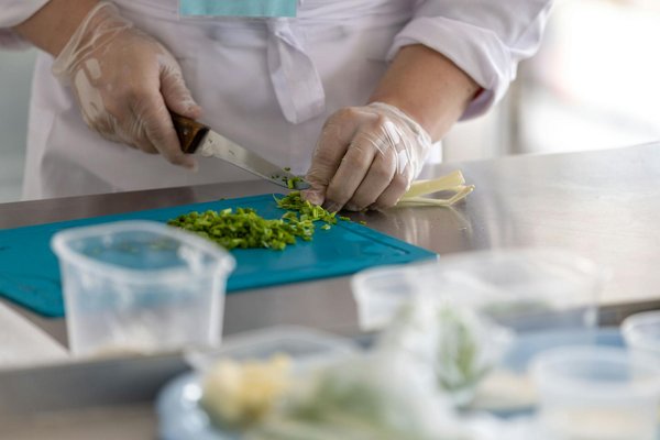 Guide ultime des vins blancs : exploration des saveurs exquises